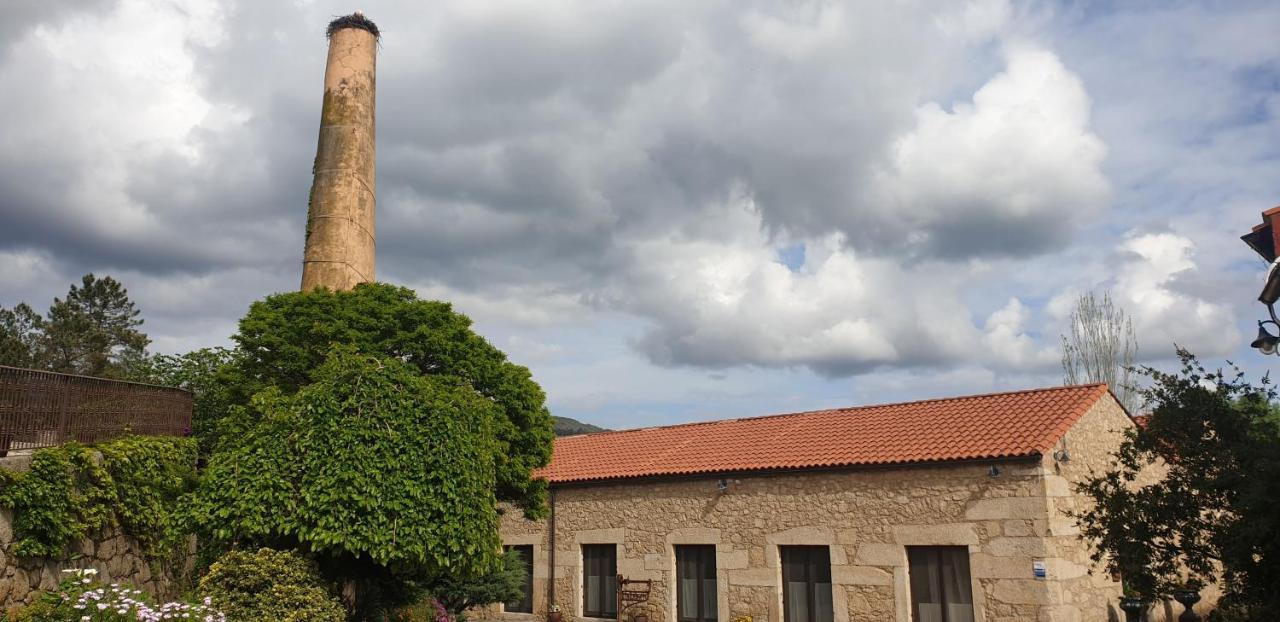 Hotel Rural A Velha Fabrica Valverde del Fresno Exteriör bild